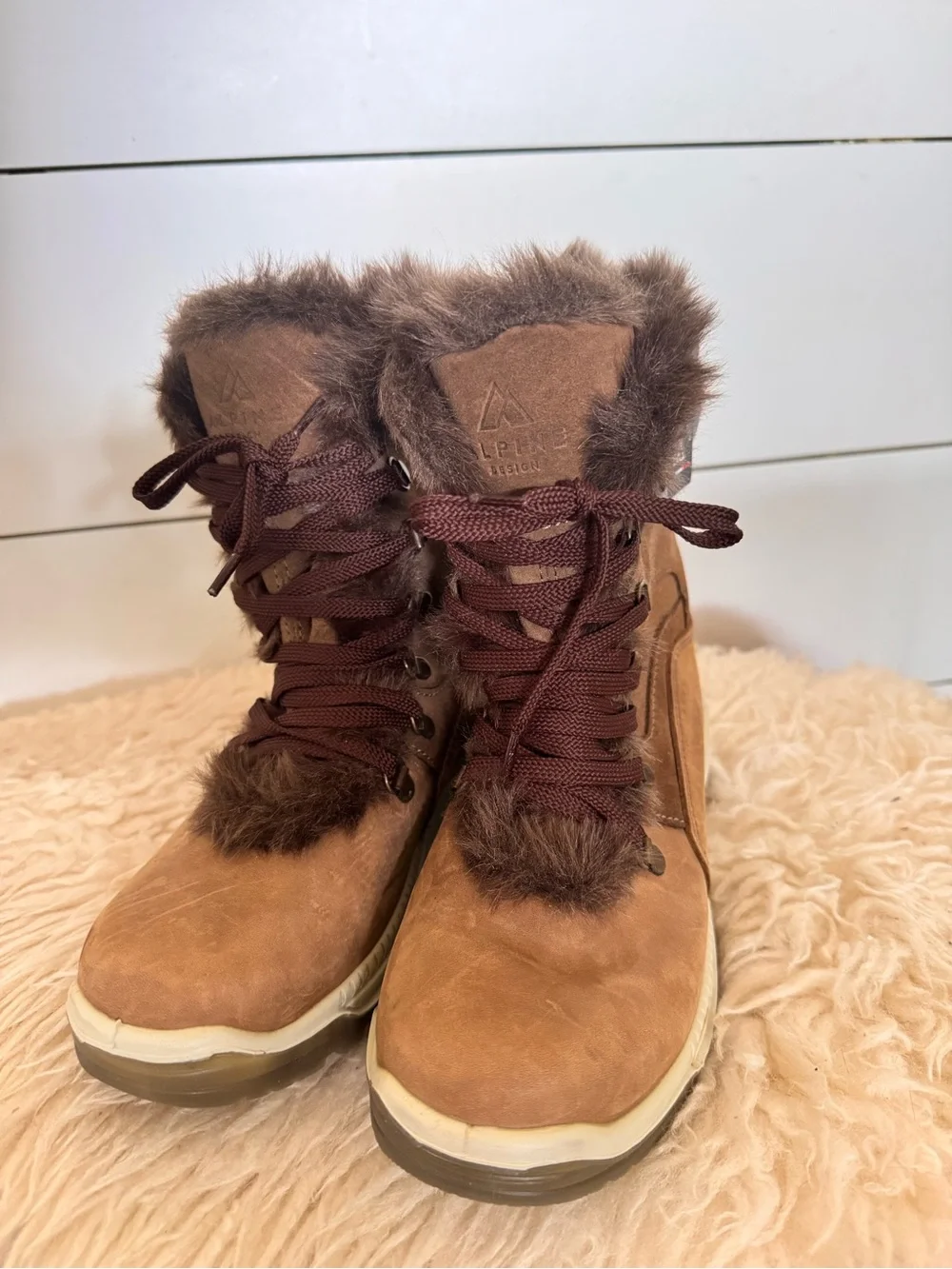 Women’s Brown Faux-Fur Lace-Up Winter Boots